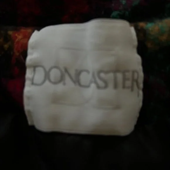 Doncaster Multicolor Plaid Cropped Jacket Blazer Wool Blend Size 4 - Picture 2 of 7